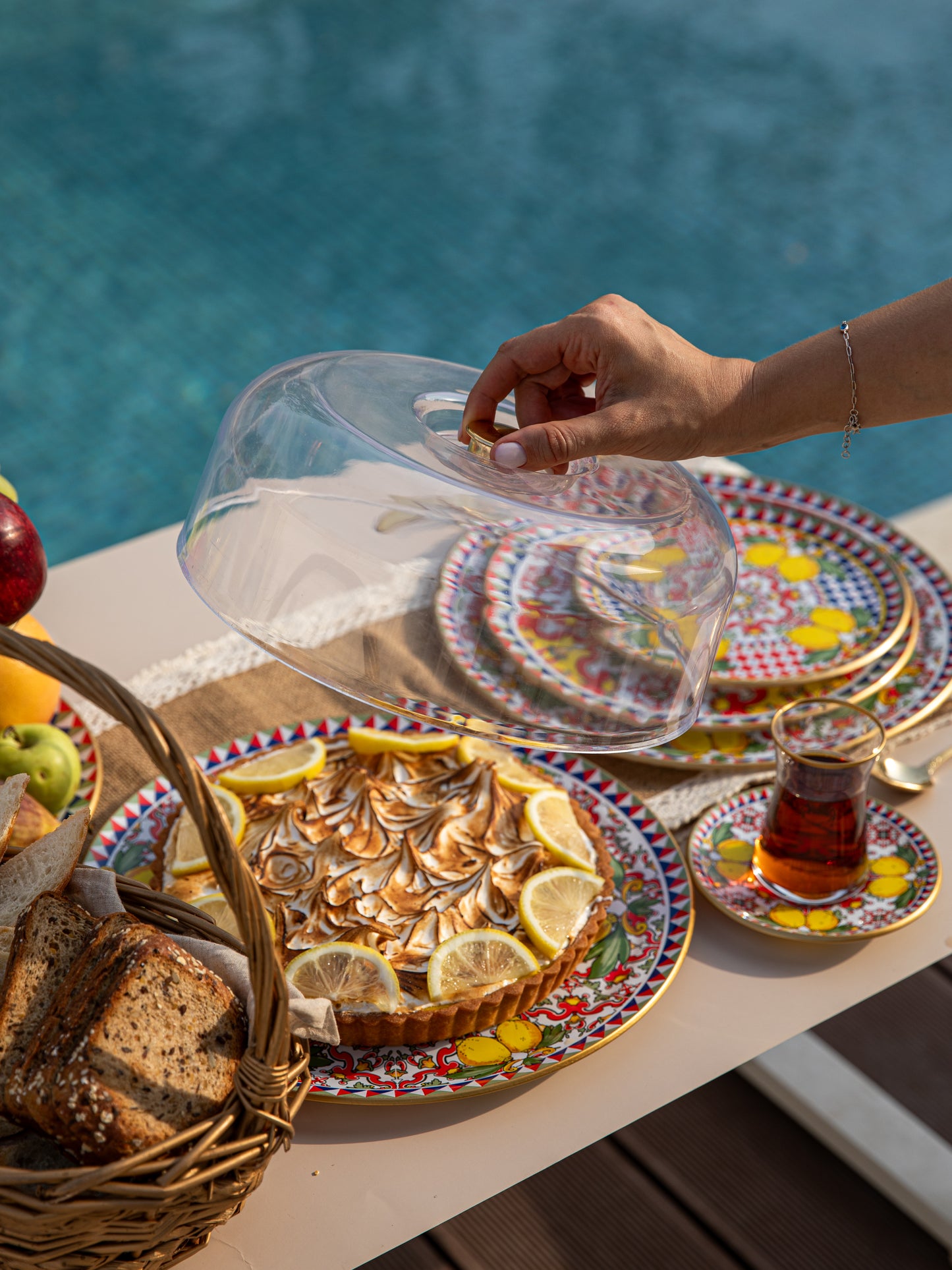 Citrus Grove Cake Plate